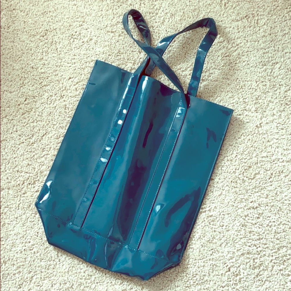 Shiny Teal Tote 18” x 14.5”👜